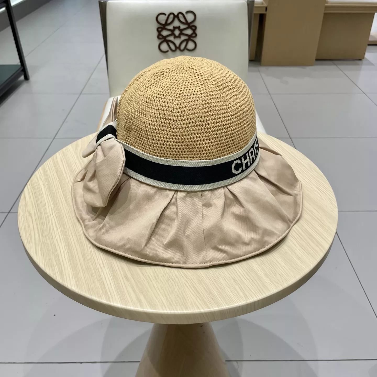 Christian Dior Caps TopPick 8068