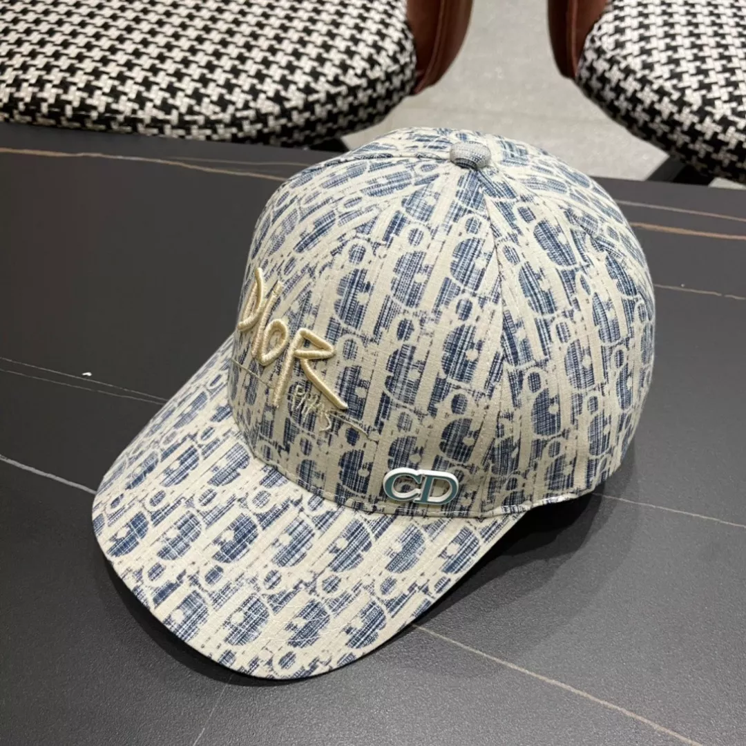 Christian Dior Caps TopPick 9069