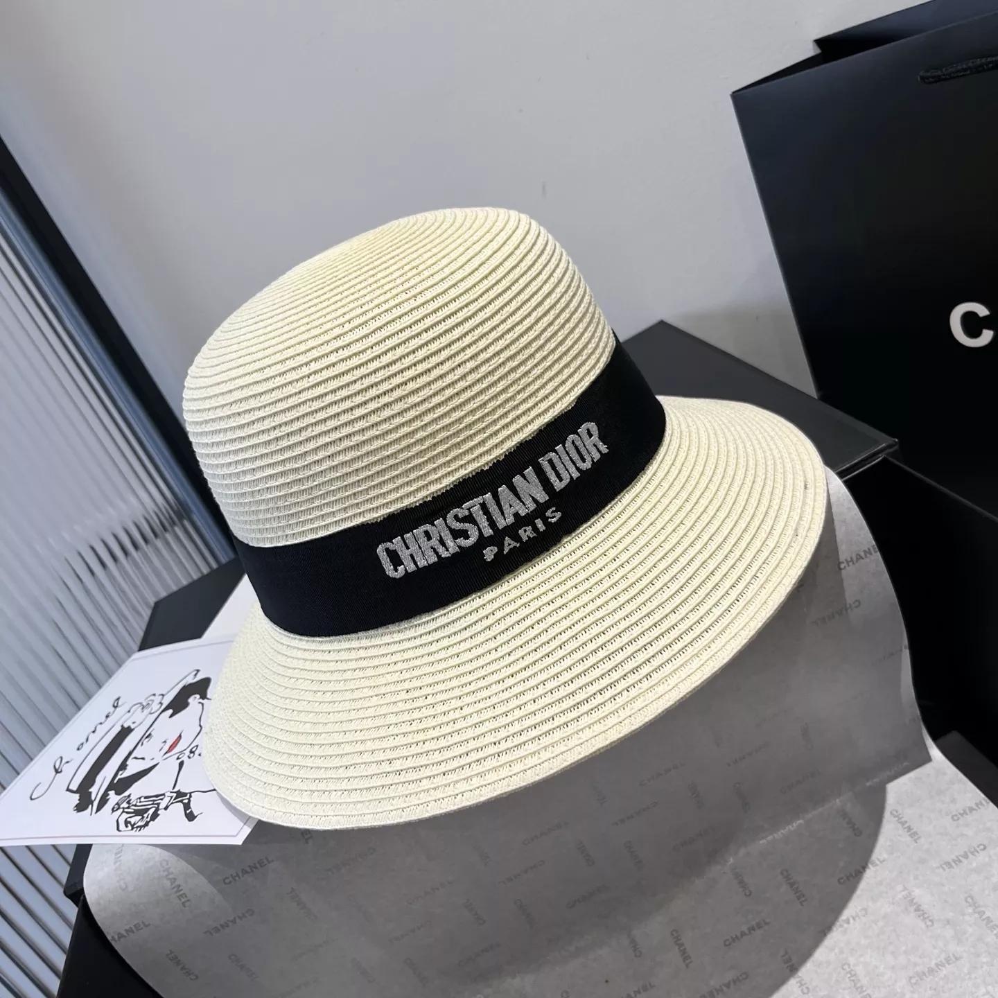 Christian Dior Caps TopPick 9347