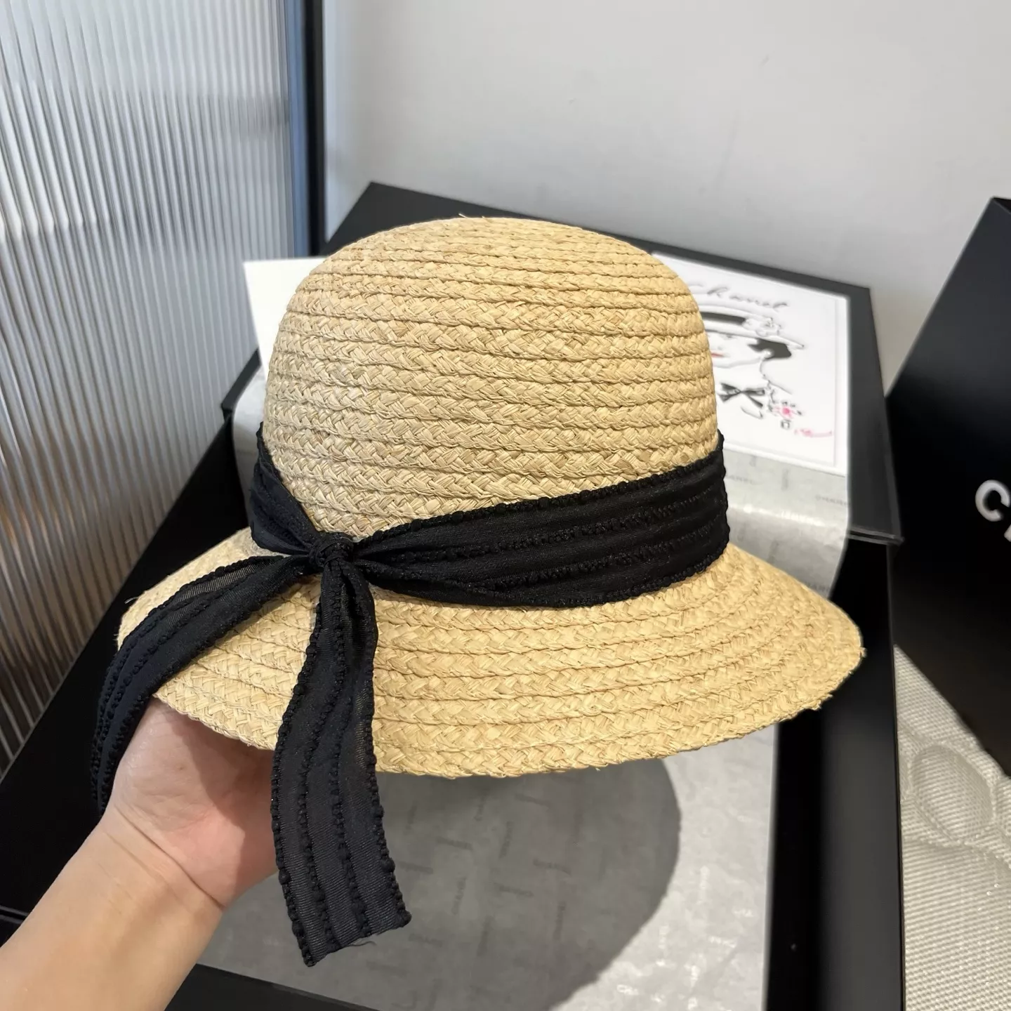 Christian Dior Caps Trendsetting 3915