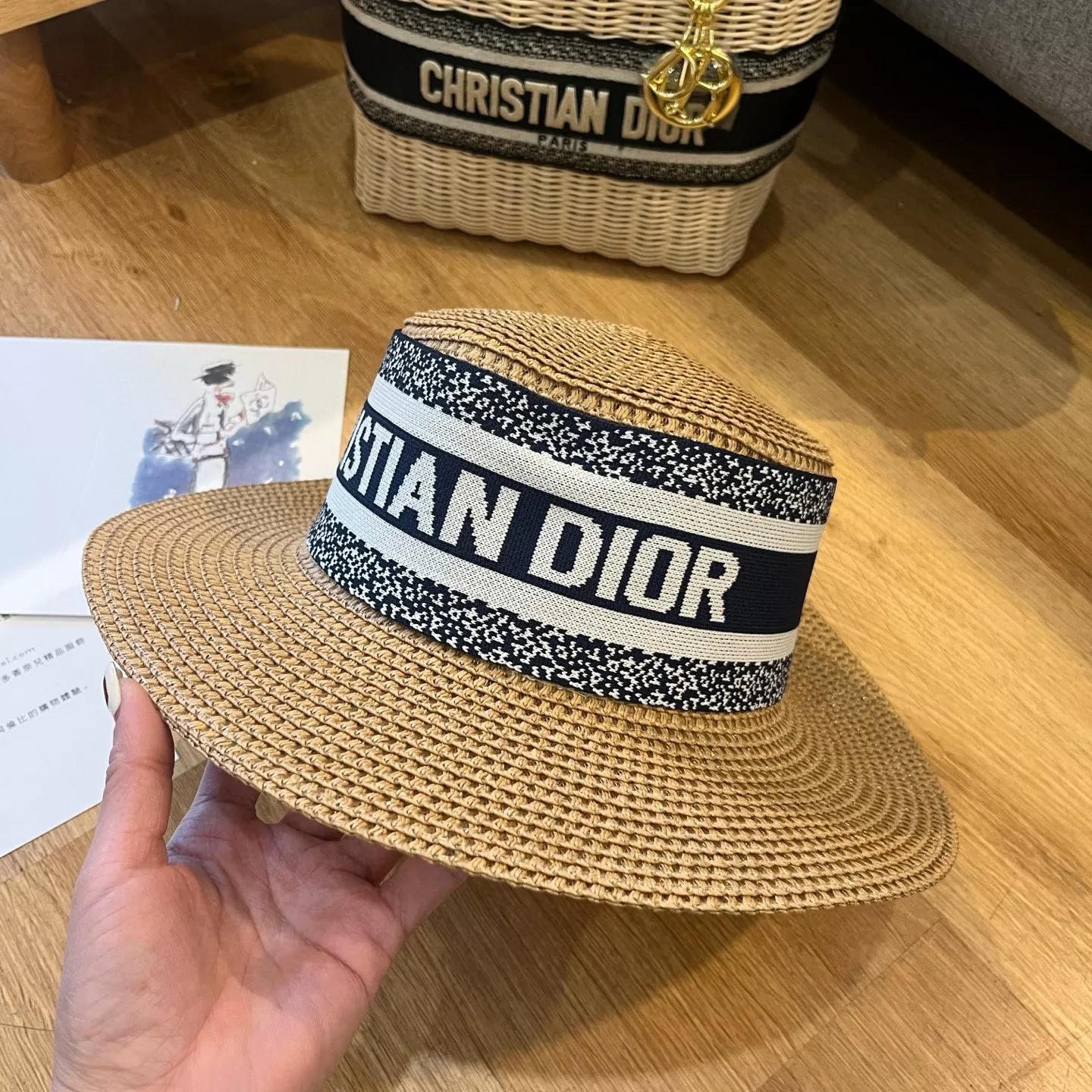 Christian Dior Caps Trendsetting 6397