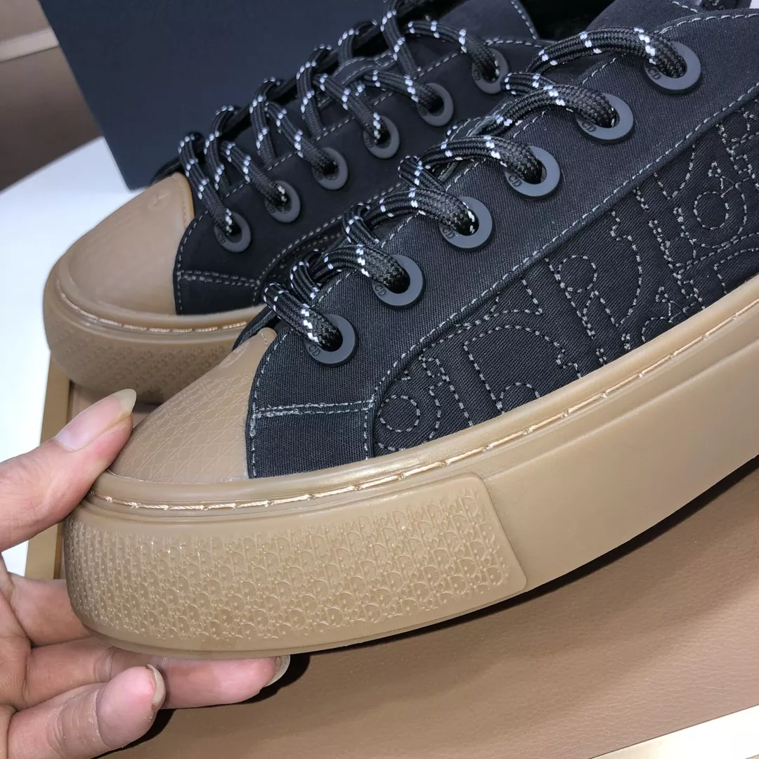 Christian Dior Casual Shoes For Men Elegant 6663