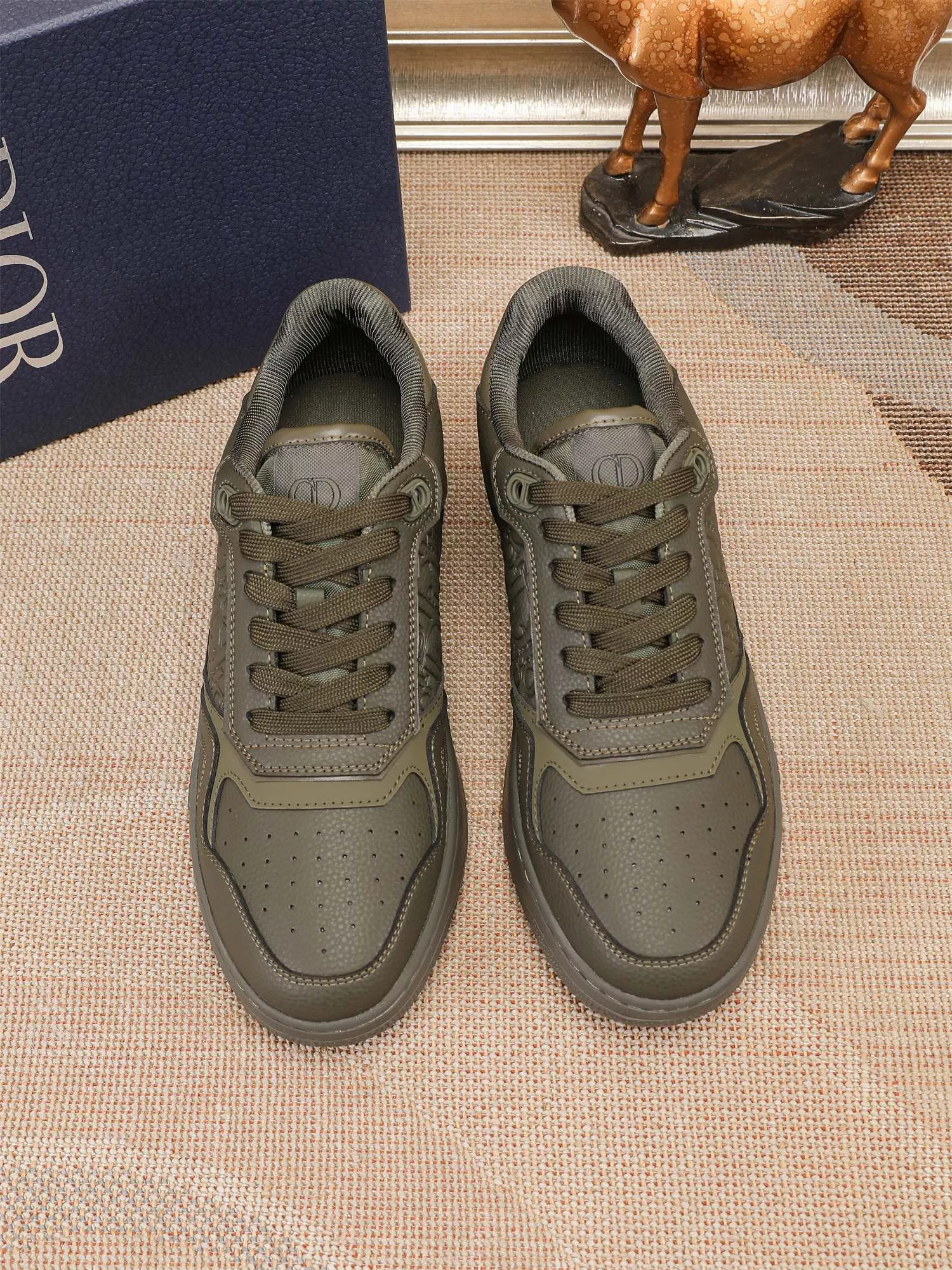 Christian Dior Casual Shoes For Men EyeCatching 9835