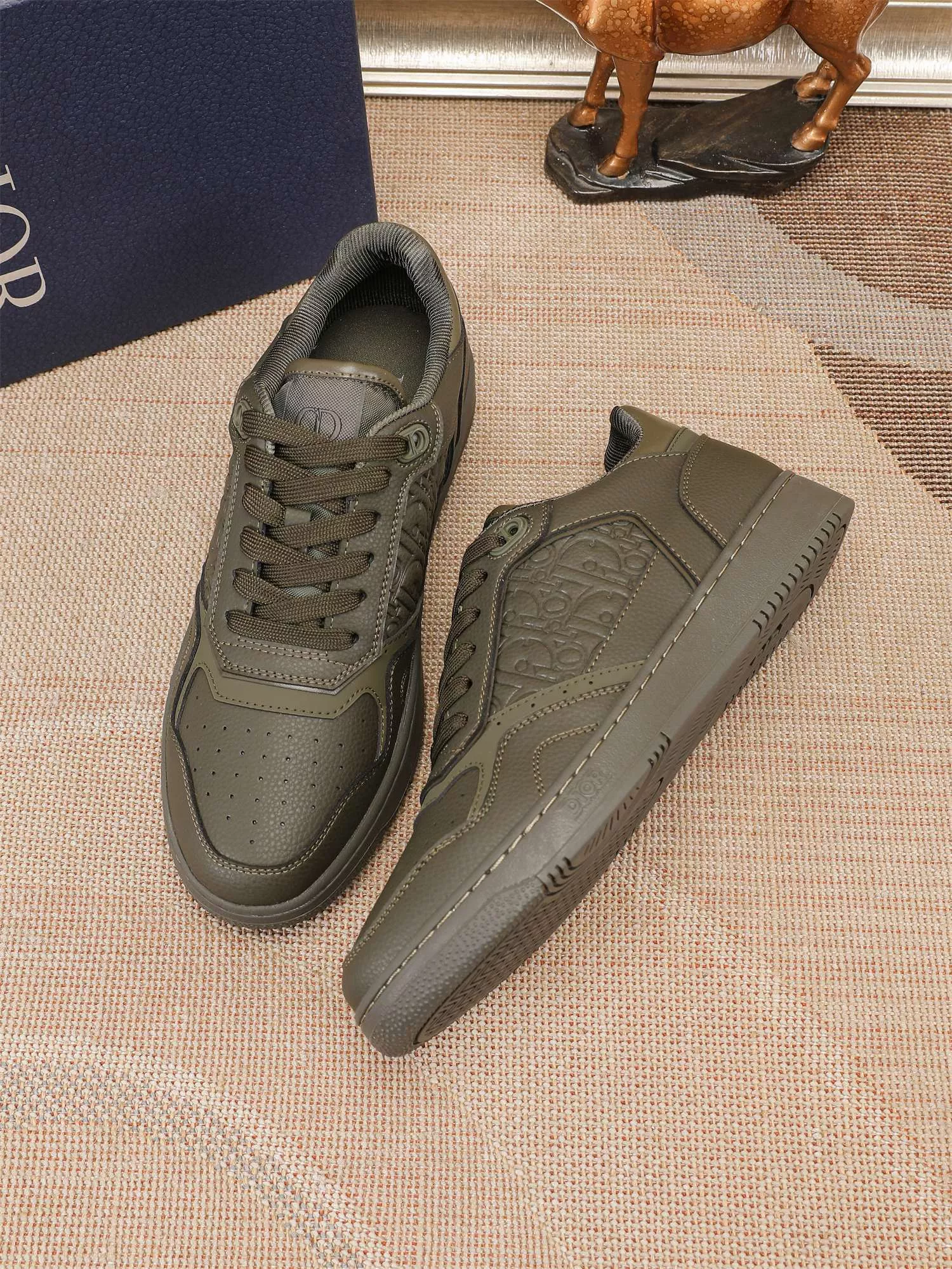 Christian Dior Casual Shoes For Men EyeCatching 9835