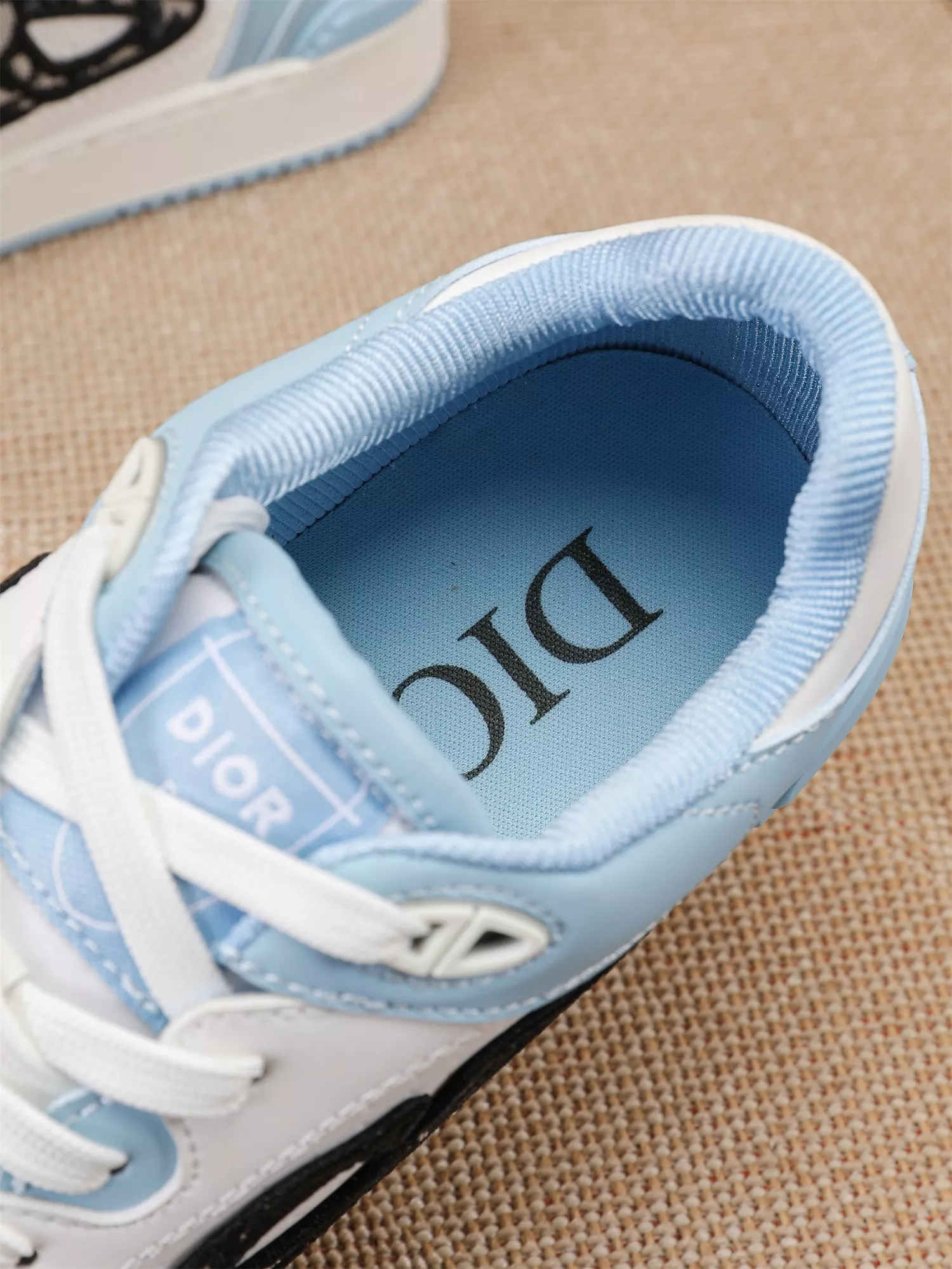 Christian Dior Casual Shoes For Men Sleek 8953