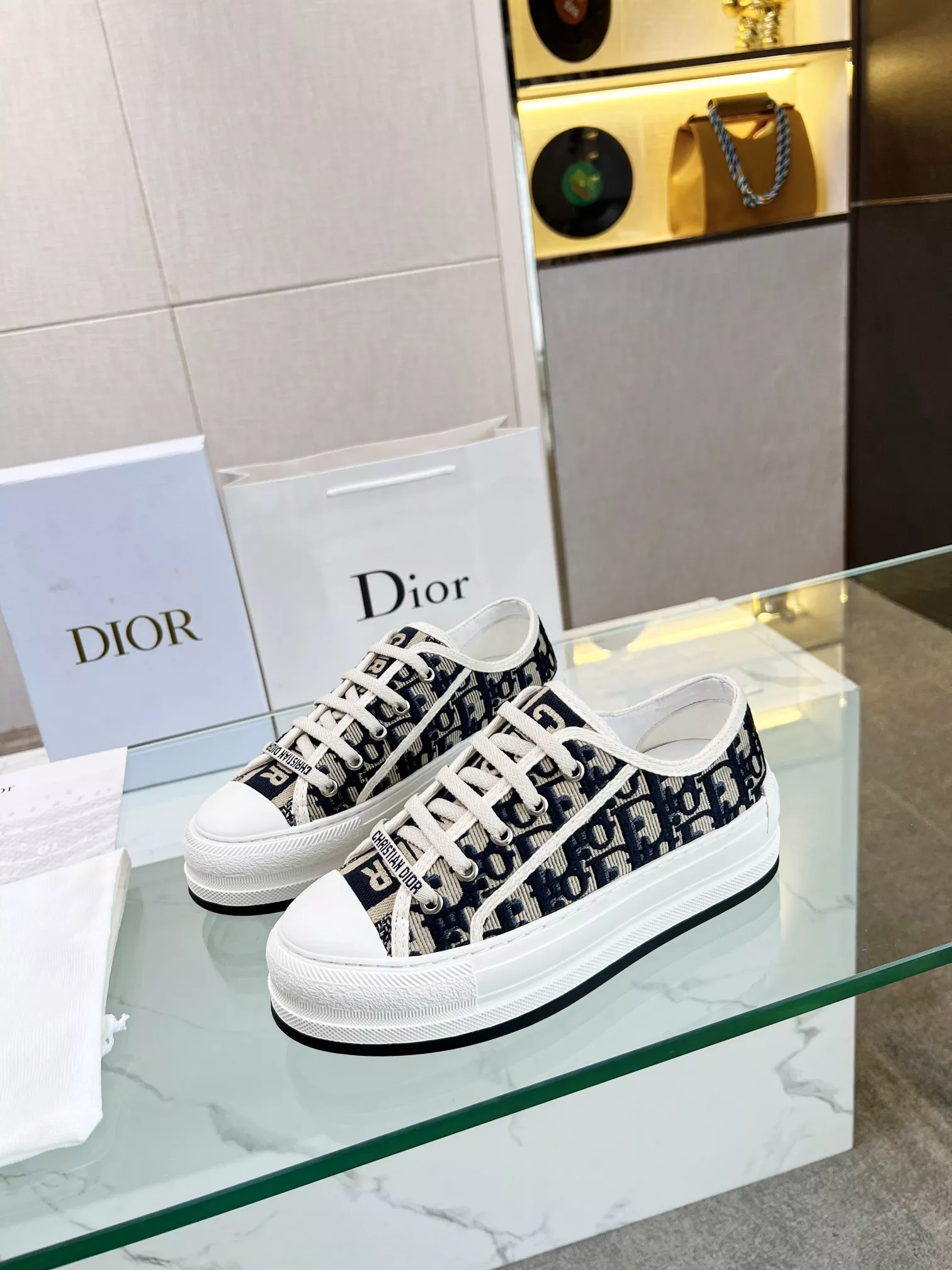 Christian Dior Casual Shoes For Women Classic 9822