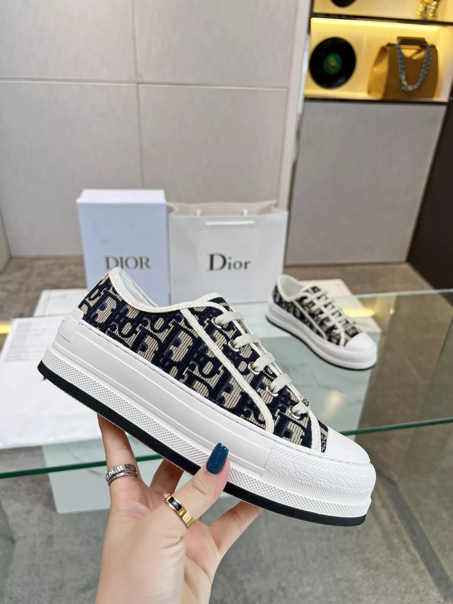 Christian Dior Casual Shoes For Women Classic 9822