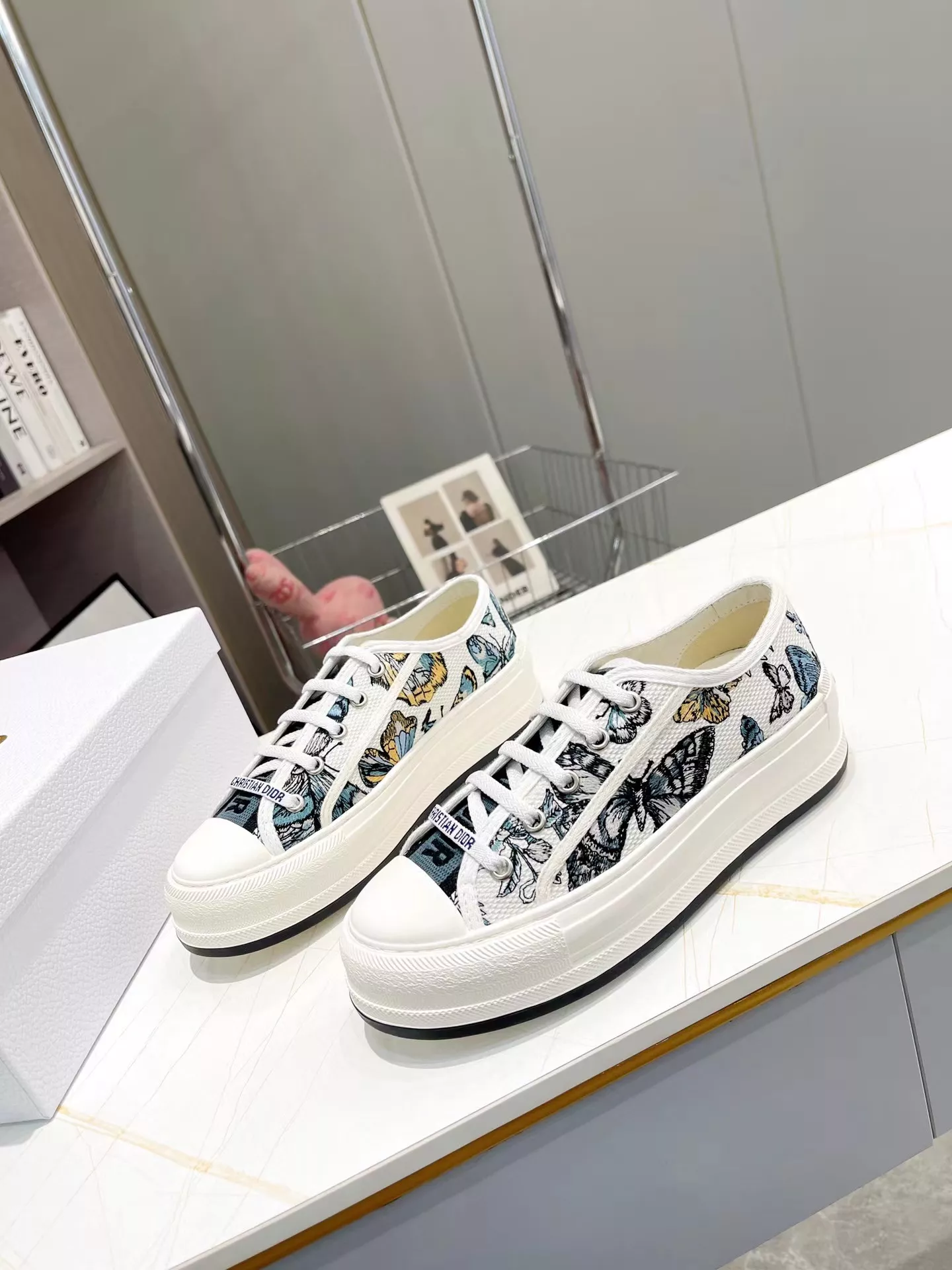 Christian Dior Casual Shoes For Women Compact 1078