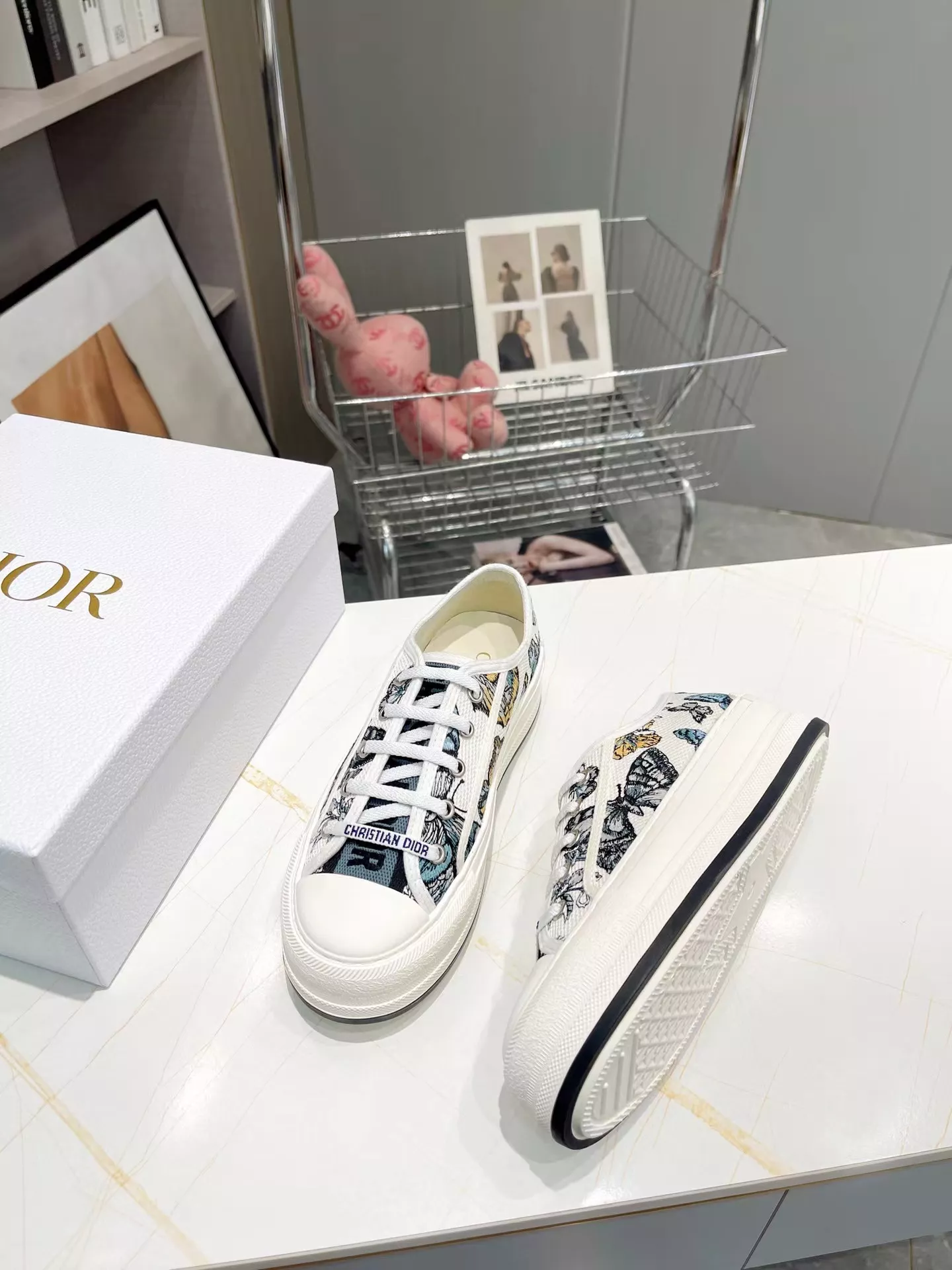 Christian Dior Casual Shoes For Women Compact 1078