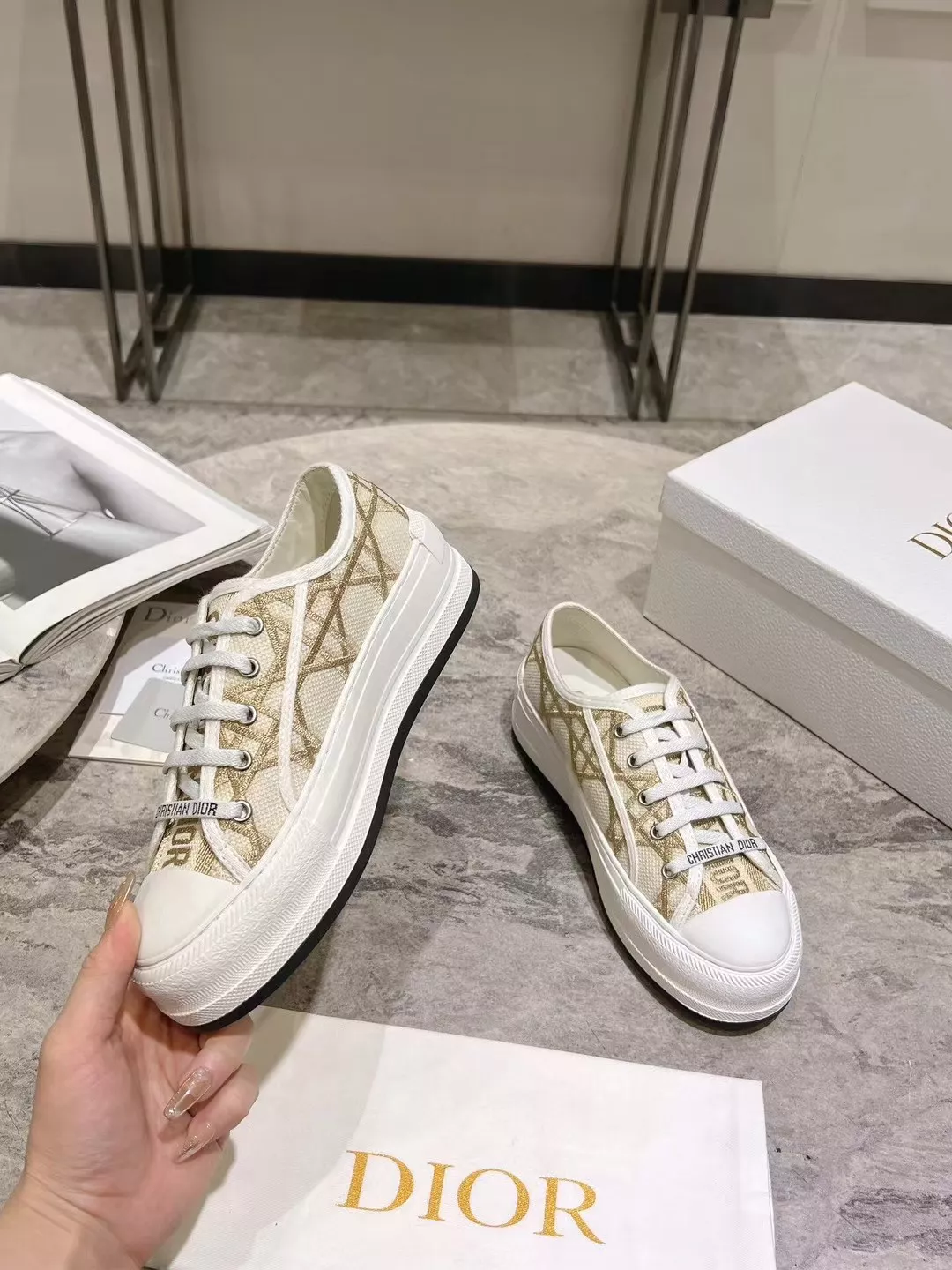 Christian Dior Casual Shoes For Women Durable 4323