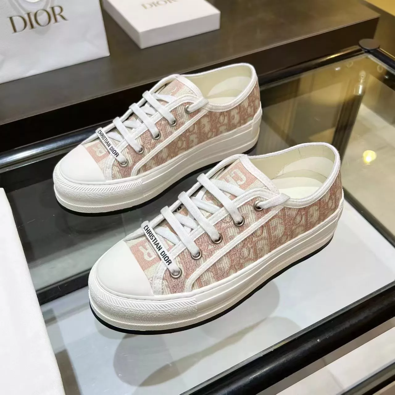 Christian Dior Casual Shoes For Women Durable 9180