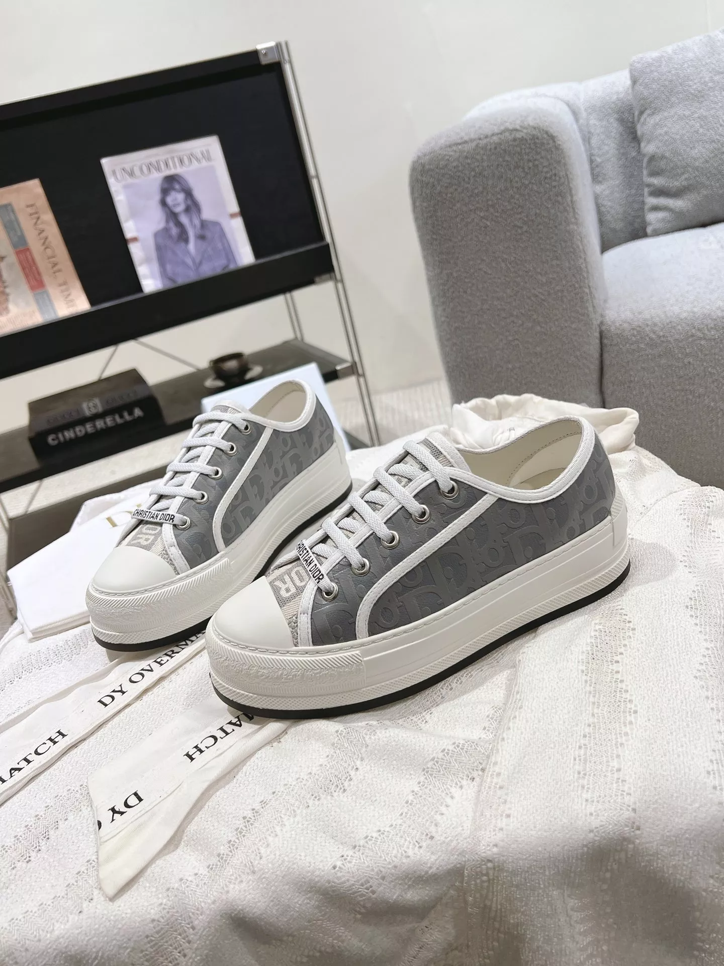 Christian Dior Casual Shoes For Women EyeCatching 4891
