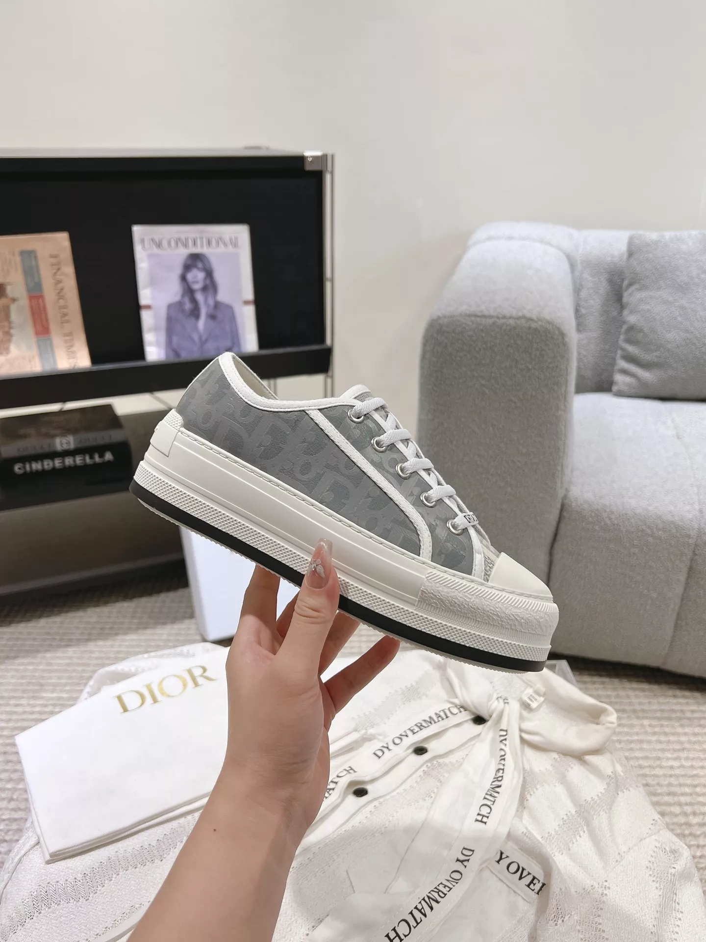Christian Dior Casual Shoes For Women EyeCatching 4891