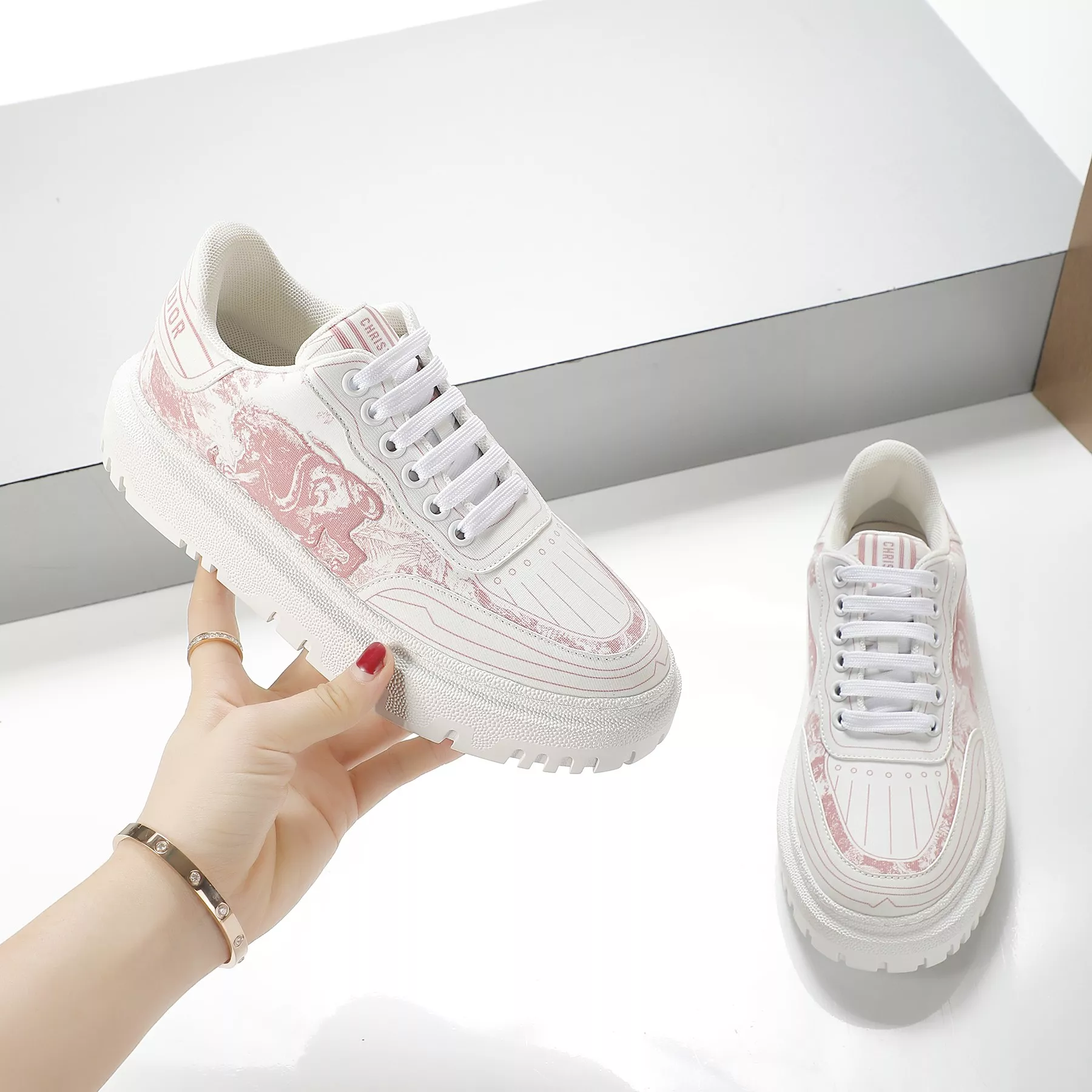 Christian Dior Casual Shoes For Women Reliable 6895