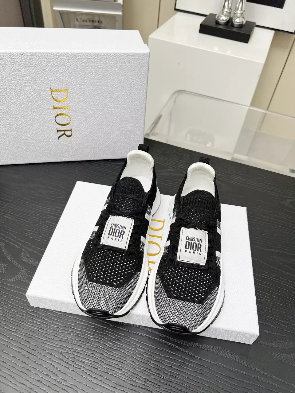 Christian Dior Casual Shoes For Women Stylish 8410