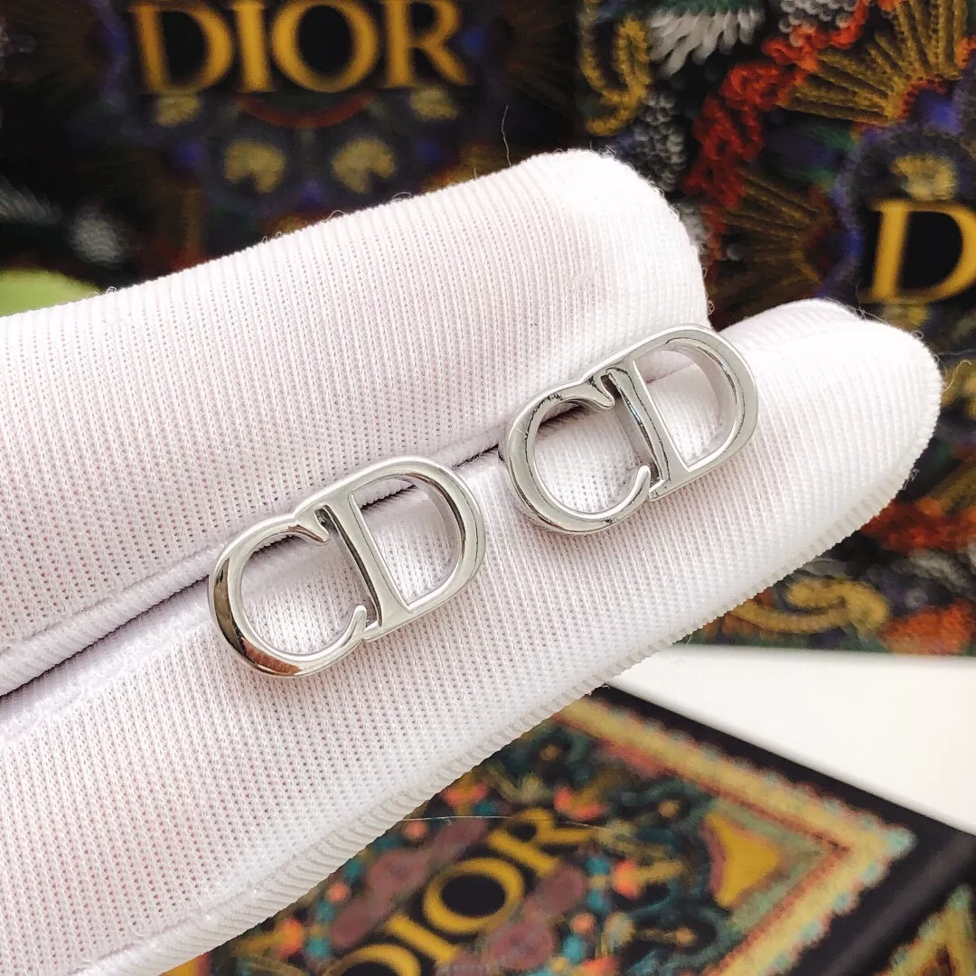 Christian Dior Earrings For Women Durable 178