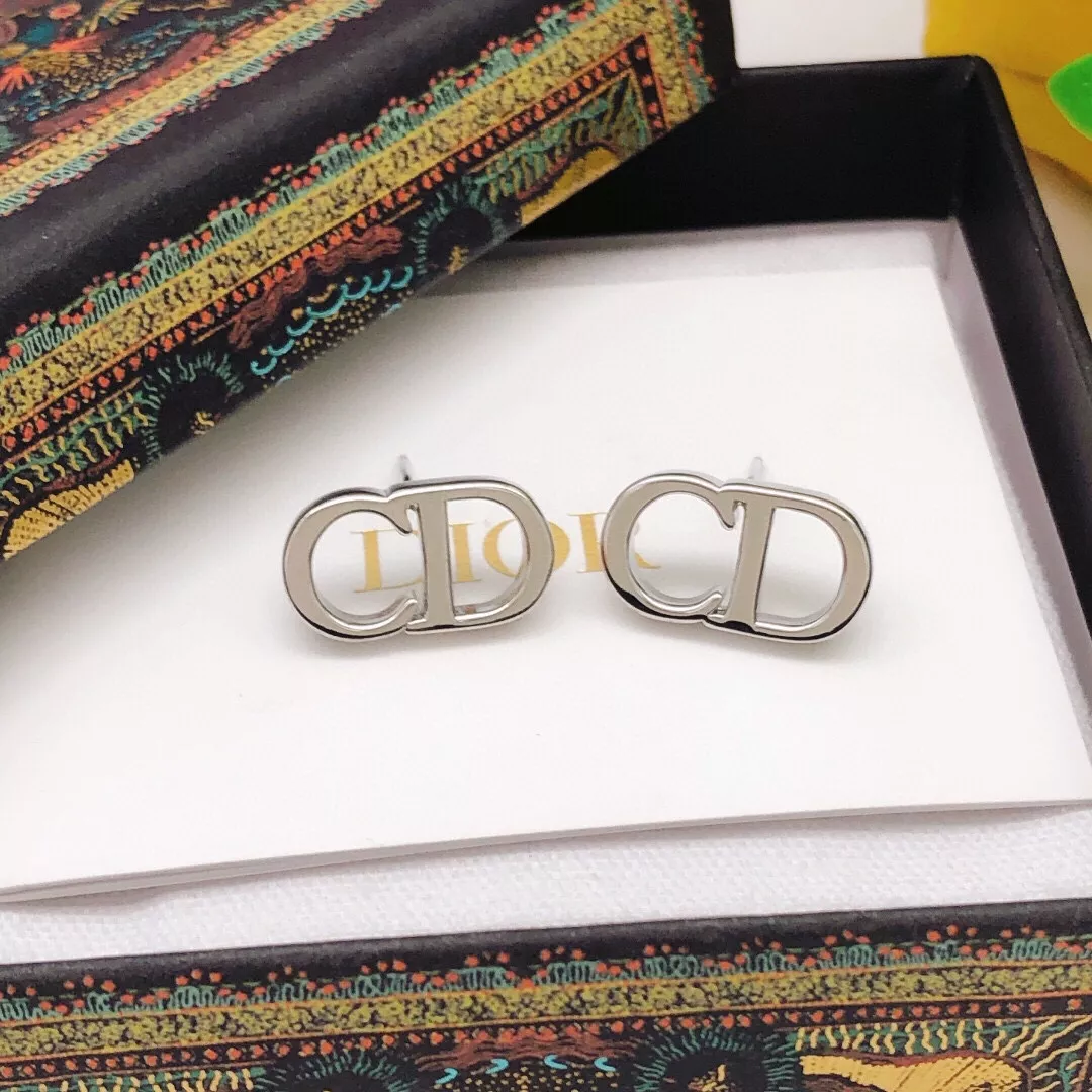 Christian Dior Earrings For Women Durable 178