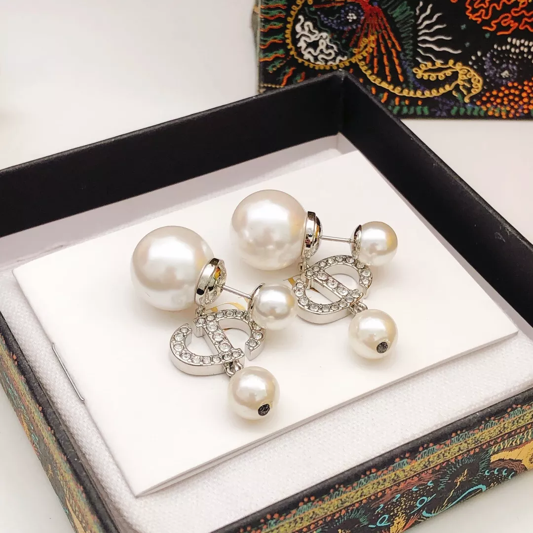 Christian Dior Earrings For Women Durable 292