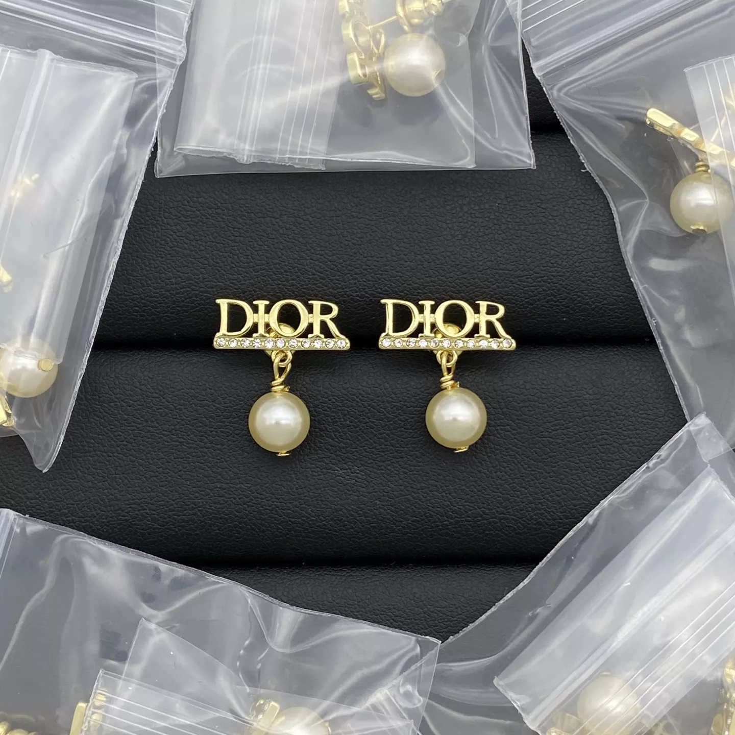 Christian Dior Earrings For Women Functional 7521