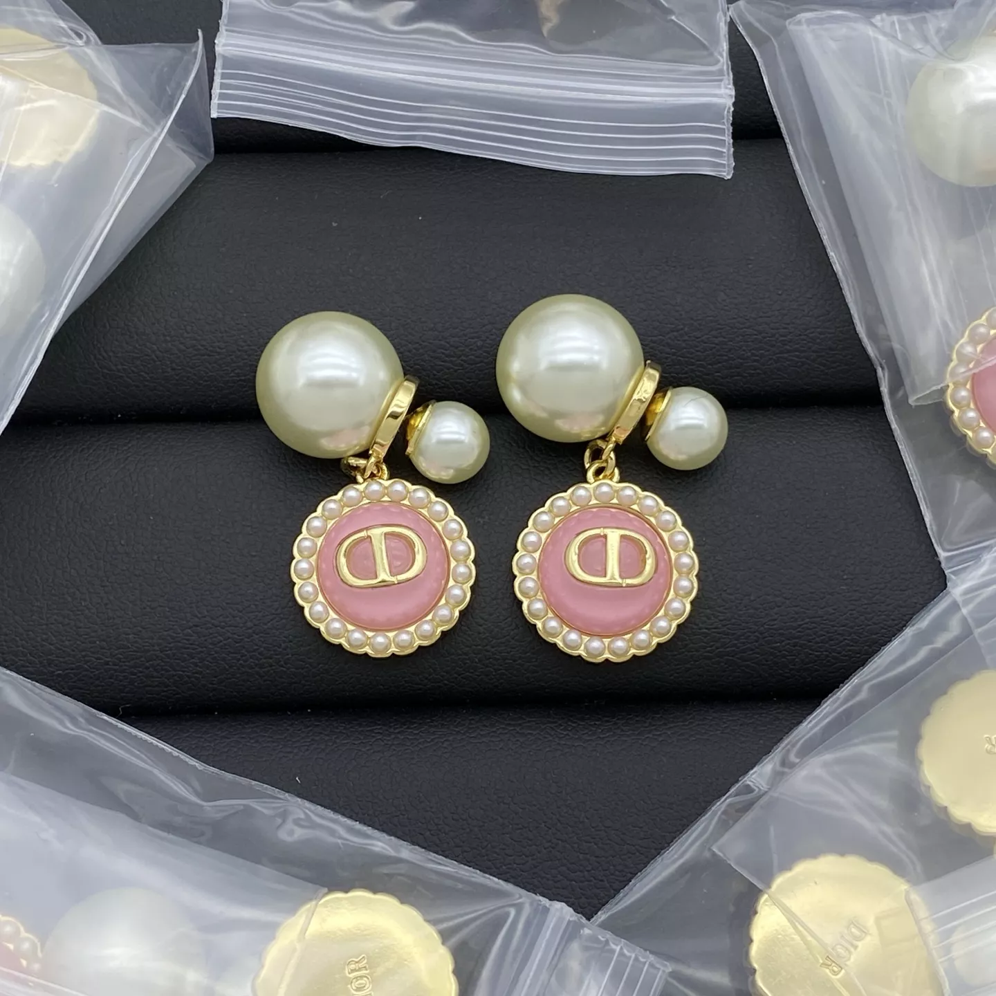 Christian Dior Earrings For Women Soft 8300