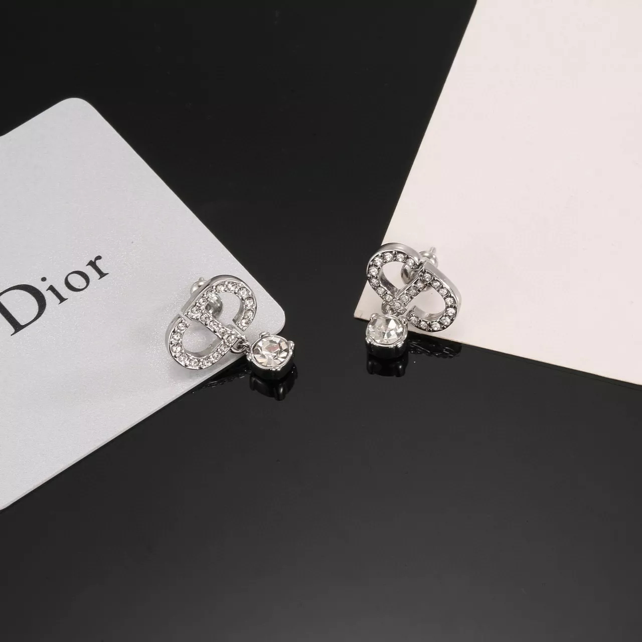 Christian Dior Earrings For Women Timeless 5826