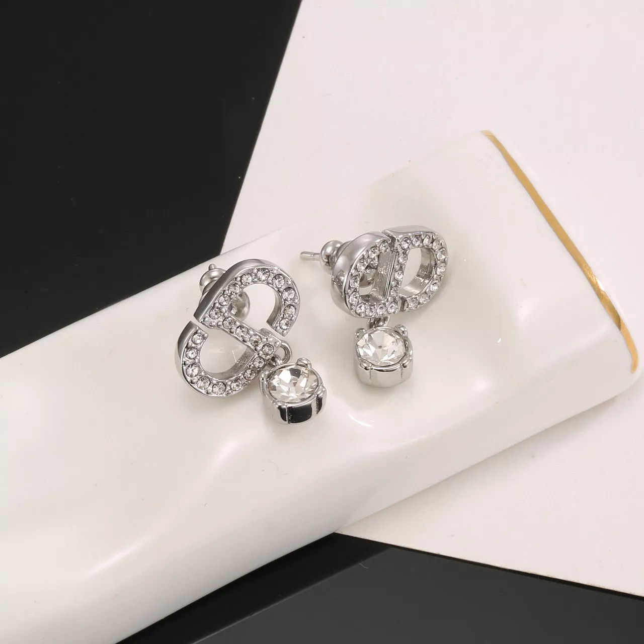 Christian Dior Earrings For Women Timeless 5826