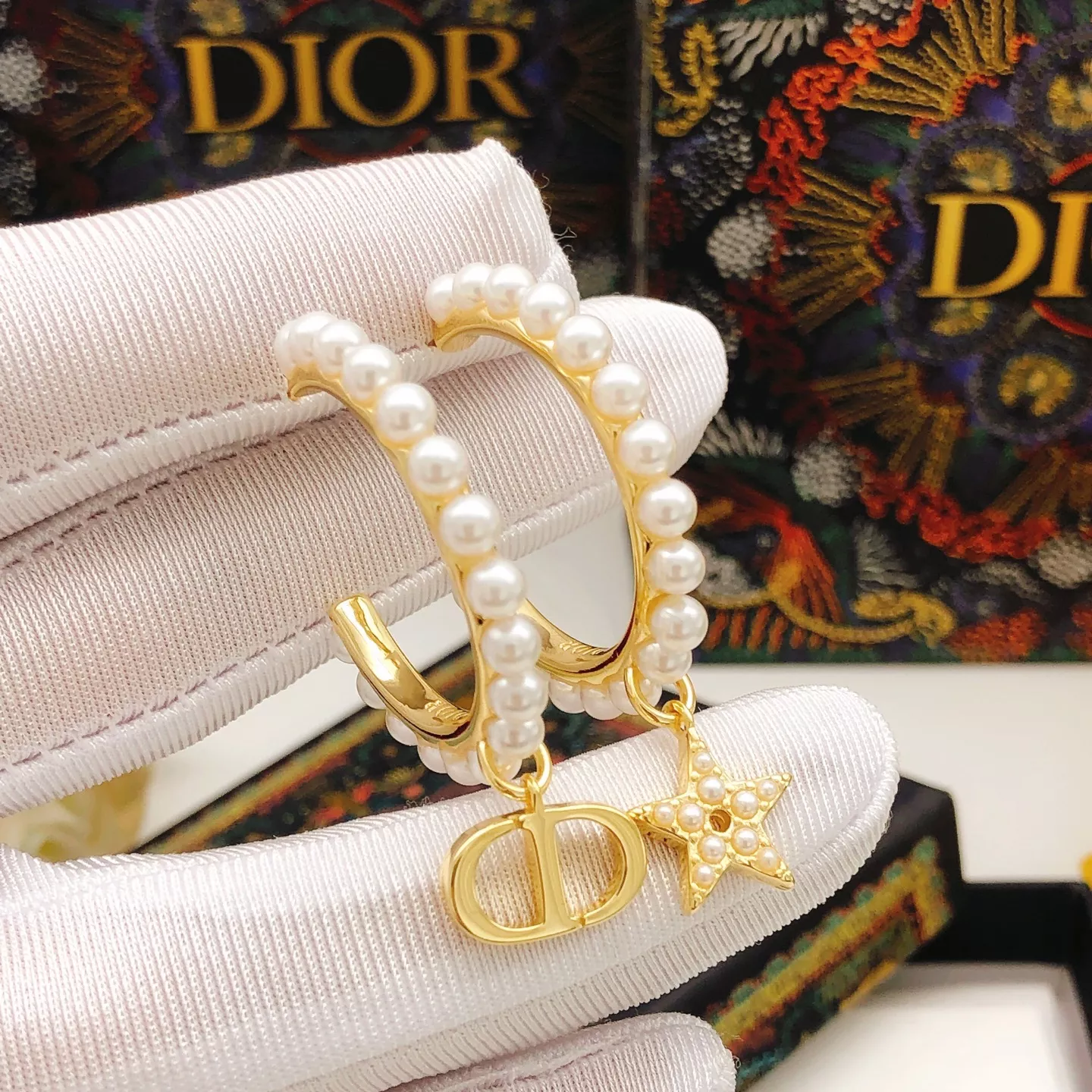 Christian Dior Earrings For Women UrbanStyle 5761