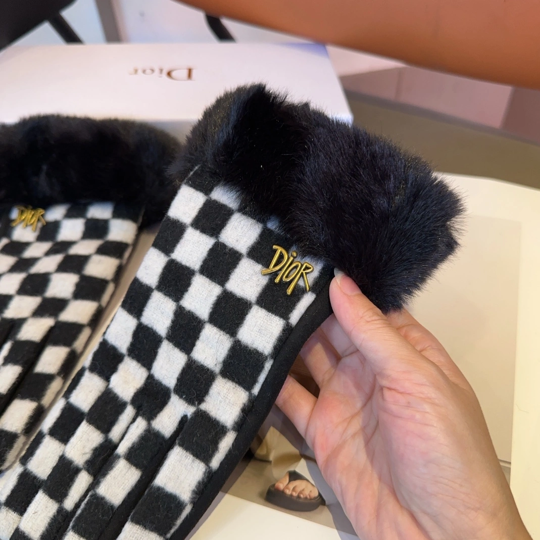 Christian Dior Gloves For Women Bold 1953