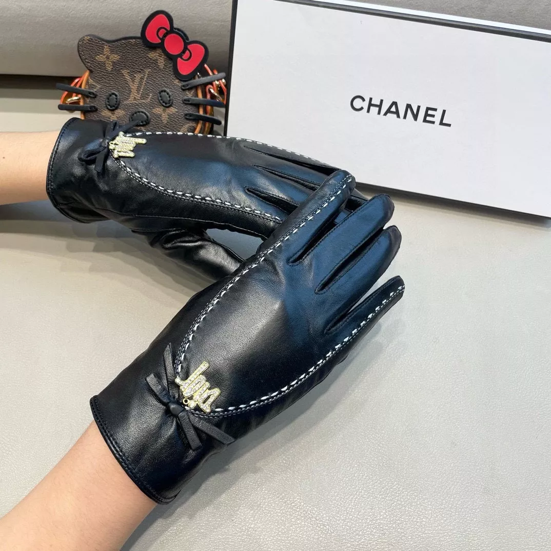 Christian Dior Gloves For Women SmartChoice 7668