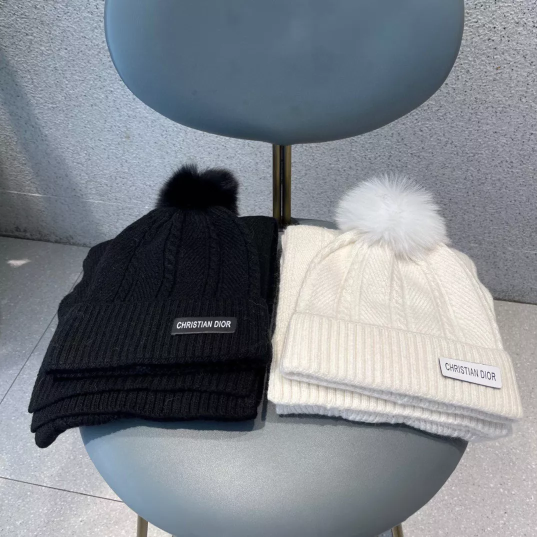 Christian Dior Hat and Scarf Set Comfortable 7807