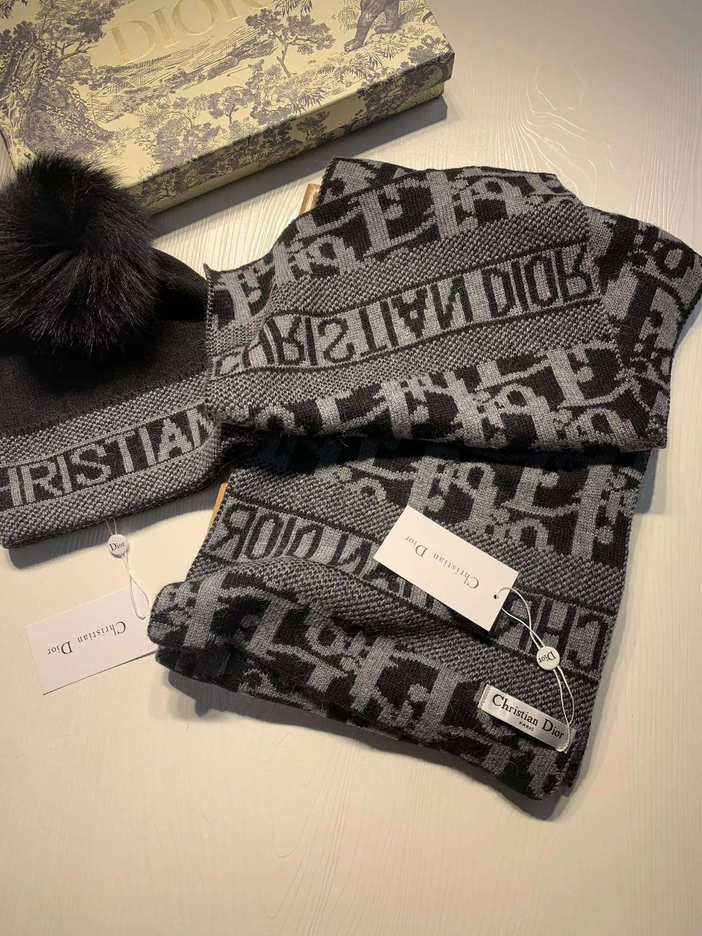 Christian Dior Hat and Scarf Set DailyWear 2714