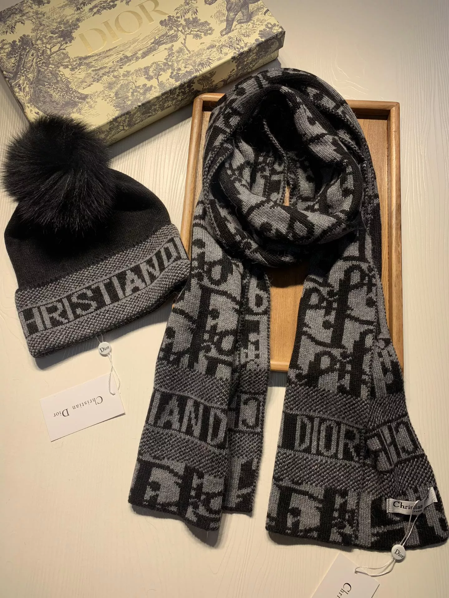 Christian Dior Hat and Scarf Set DailyWear 2714