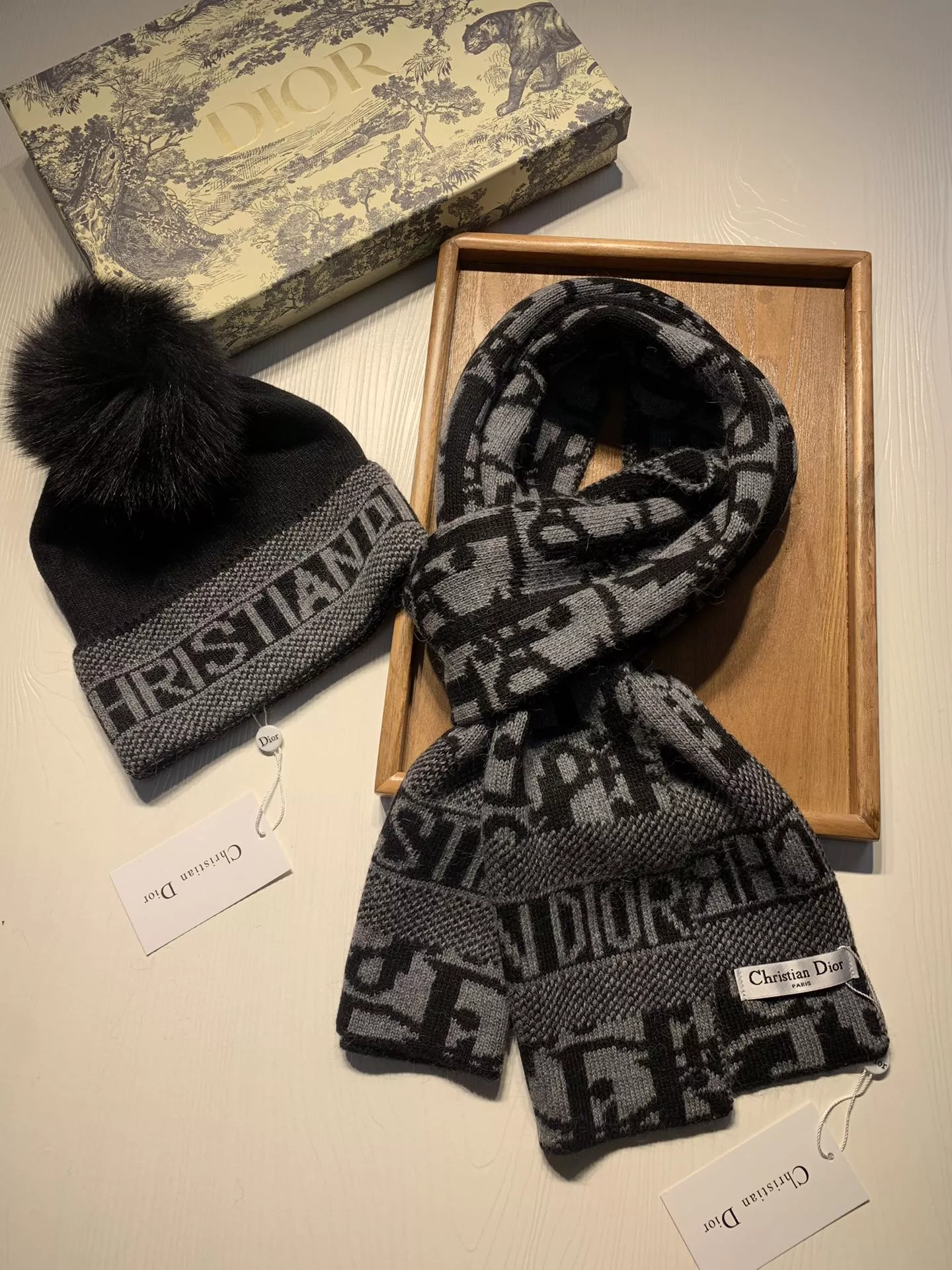Christian Dior Hat and Scarf Set DailyWear 2714