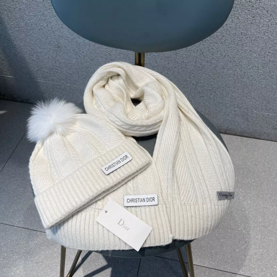 Christian Dior Hat and Scarf Set EyeCatching 9212