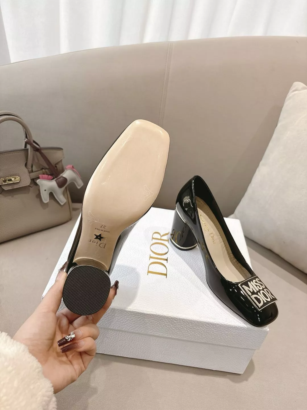 Christian Dior High-Heeled Shoes For Women Classic 379
