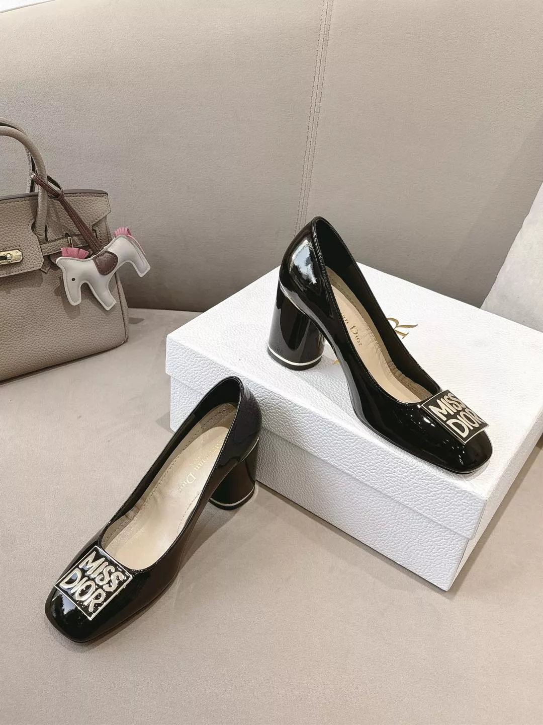 Christian Dior High-Heeled Shoes For Women Classic 379