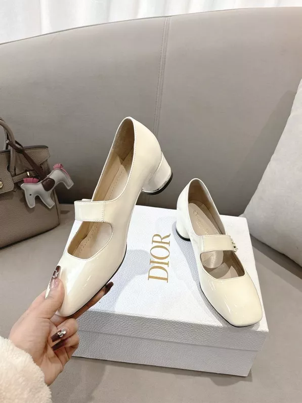 Christian Dior High-Heeled Shoes For Women Sleek 7648