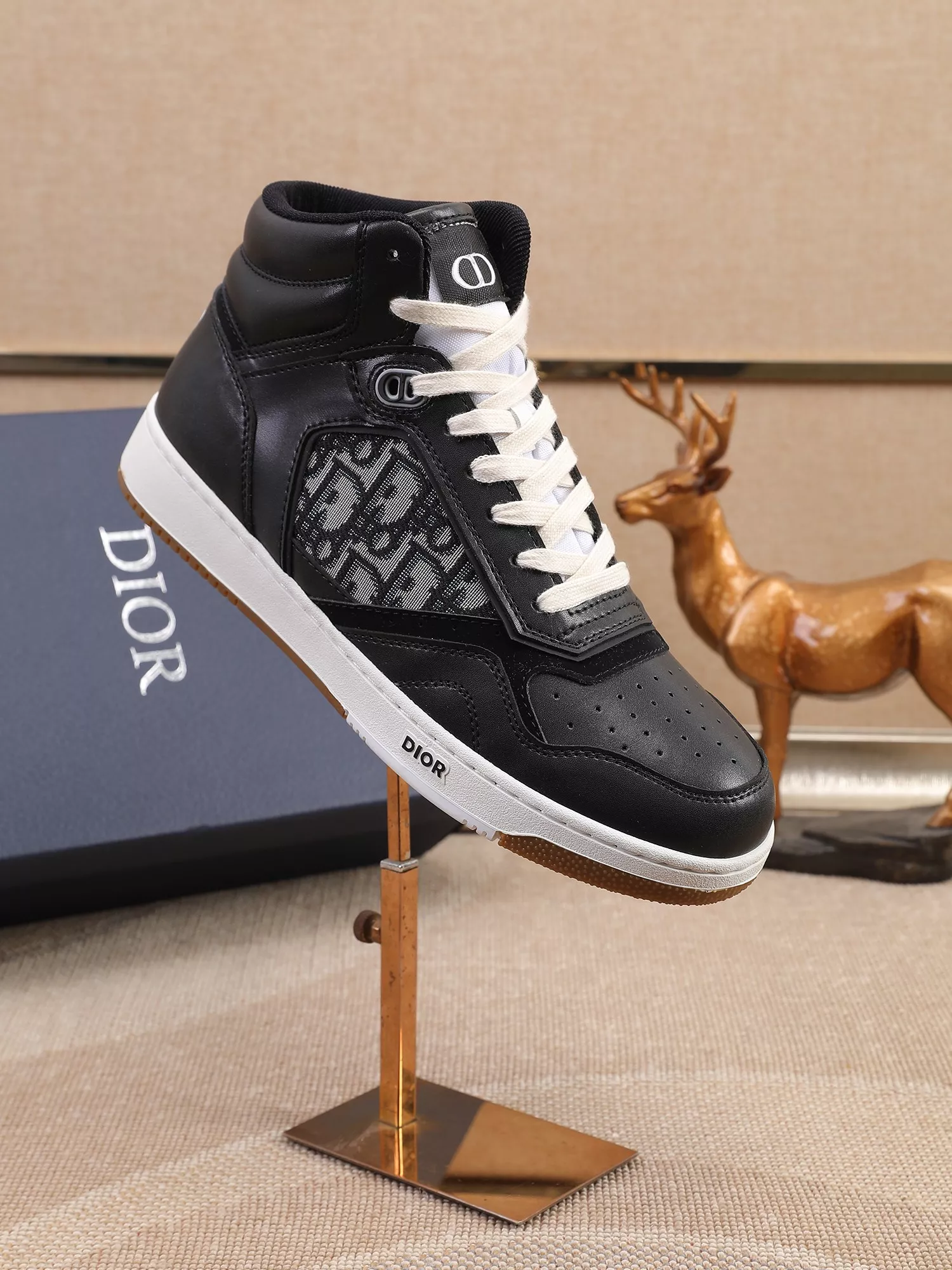 Christian Dior High Top Shoes For Men Minimalist 8171