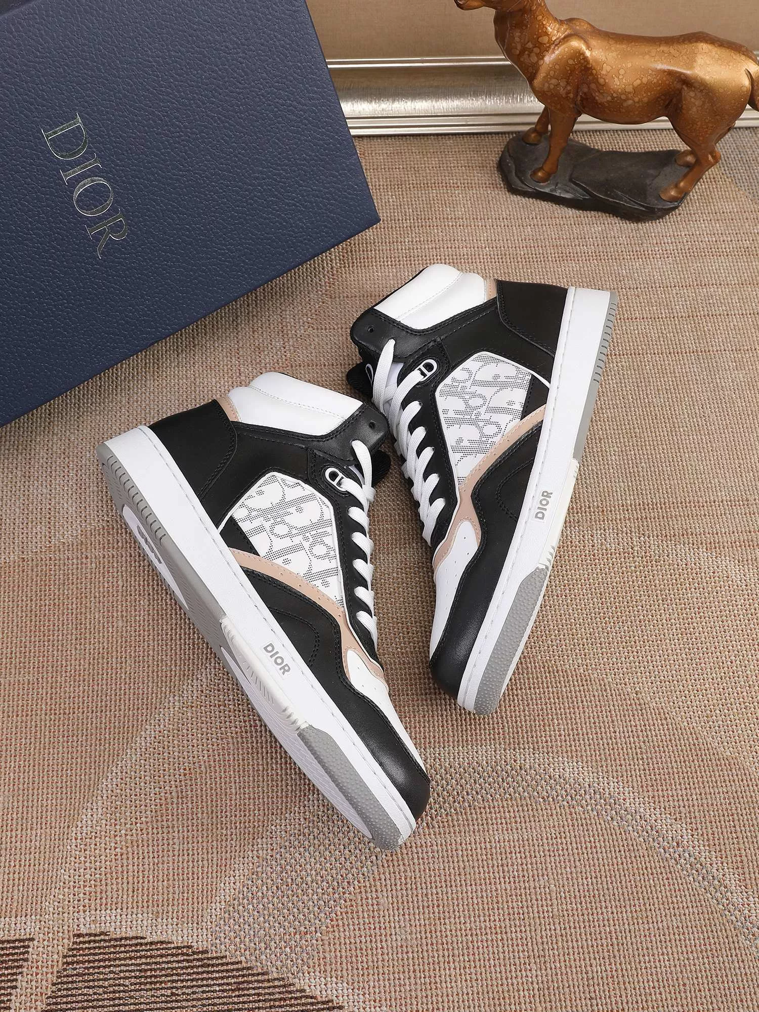 Christian Dior High Top Shoes For Men Sophisticated 490