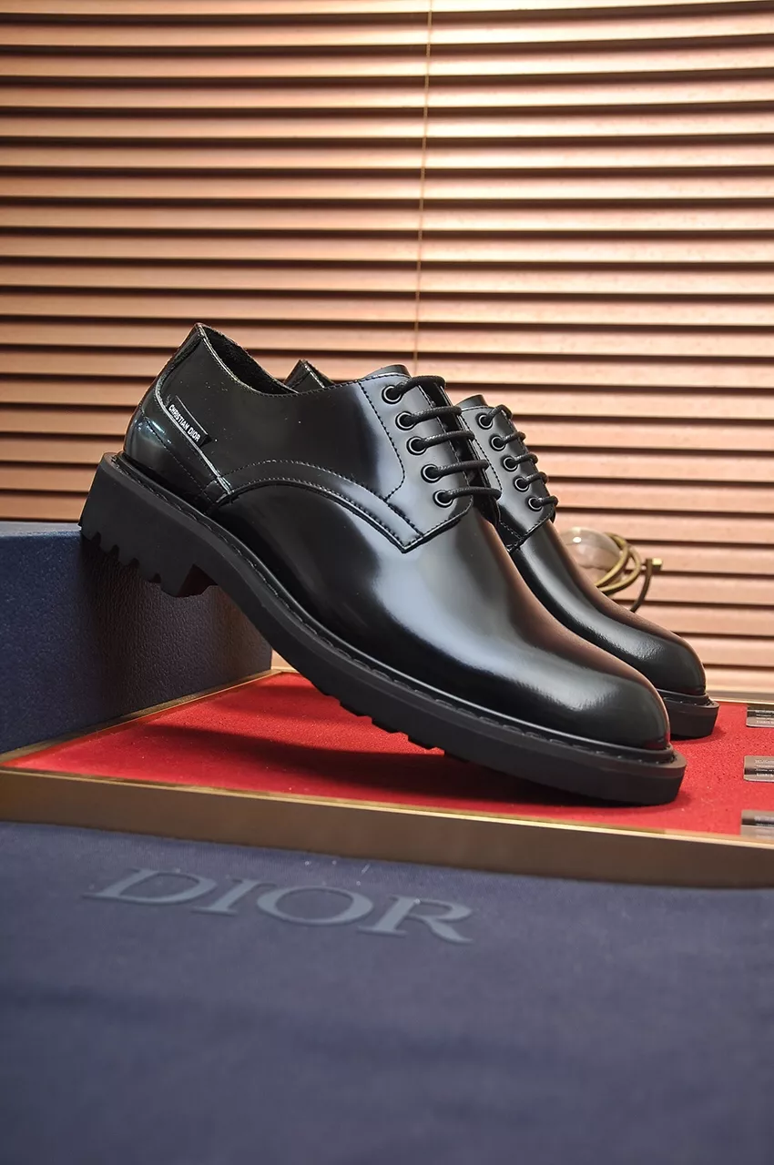 Christian Dior Leather Shoes For Men Compact 3637