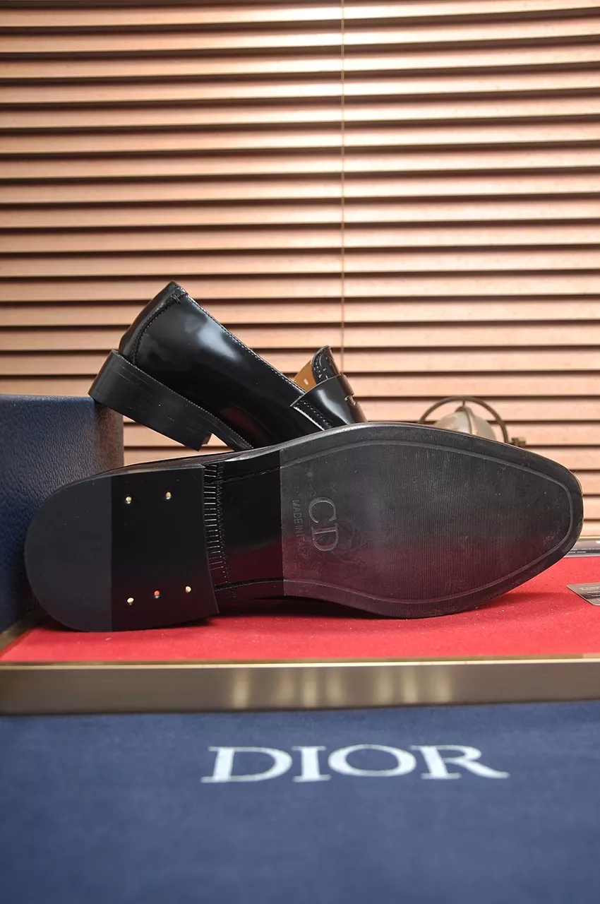 Christian Dior Leather Shoes For Men EasyMatch 7429