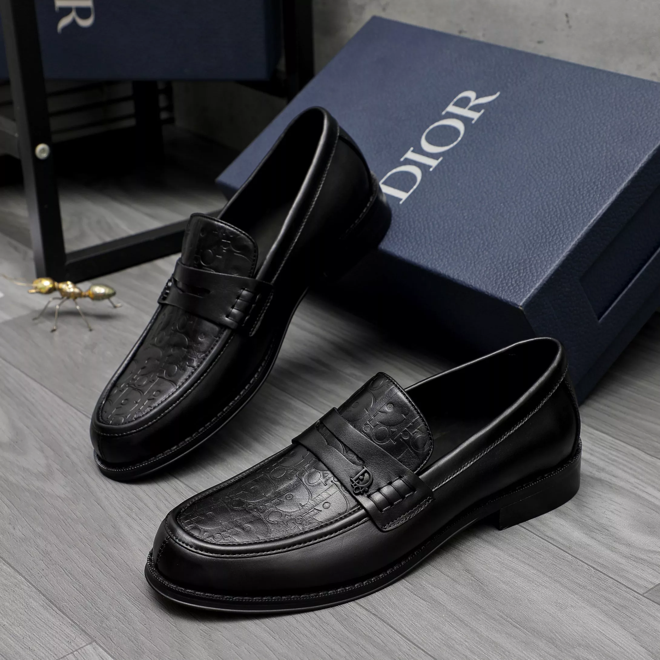 Christian Dior Leather Shoes For Men Practical 580