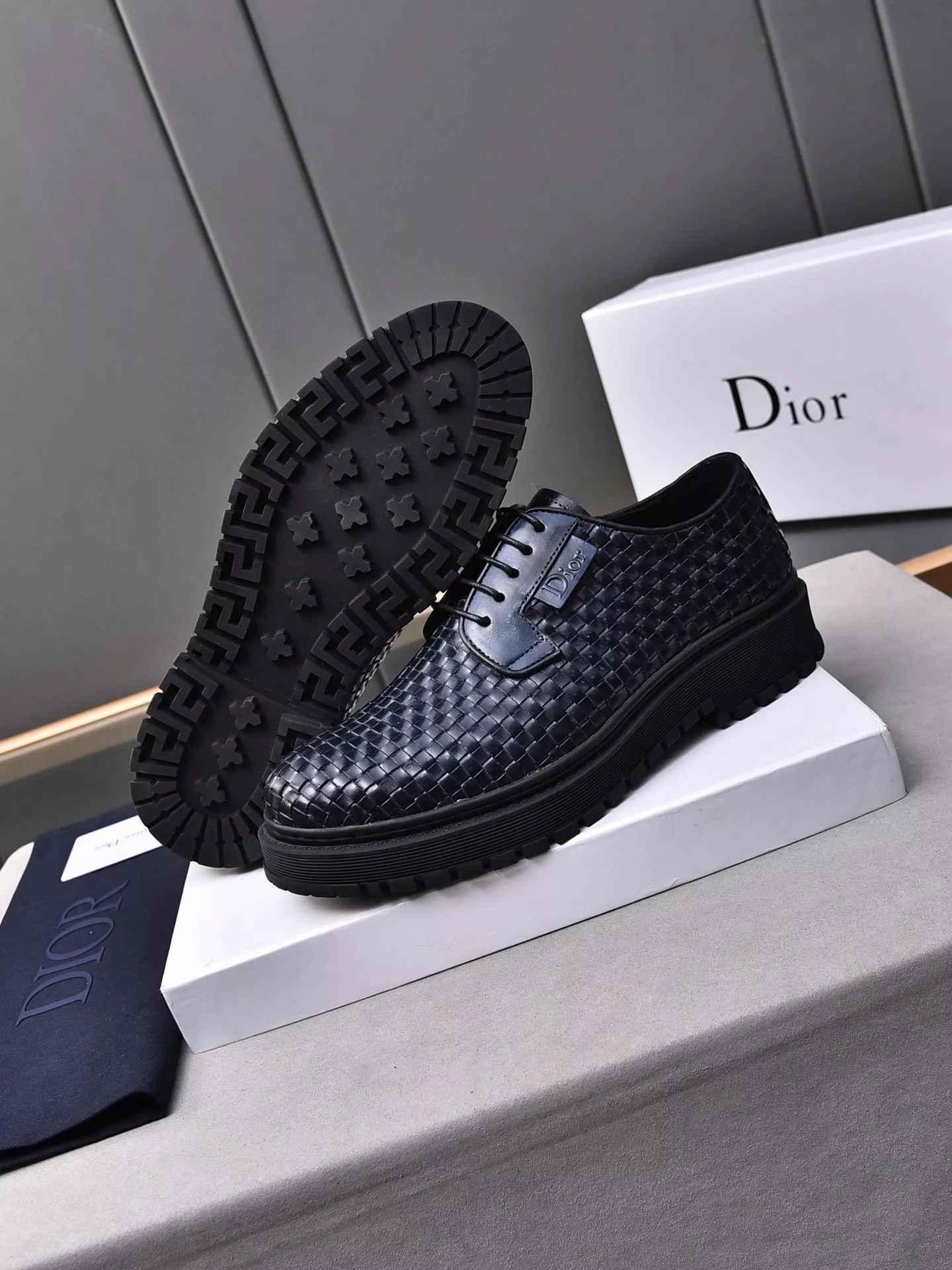 Christian Dior Leather Shoes For Men Sleek 9200