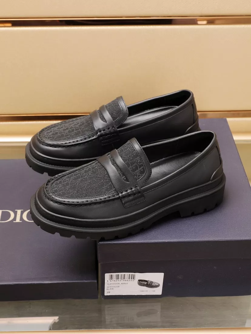 Christian Dior Leather Shoes For Men Vibrant 1085