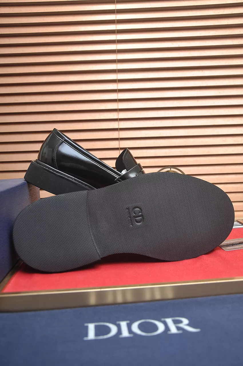 Christian Dior Leather Shoes For Men Vibrant 1580