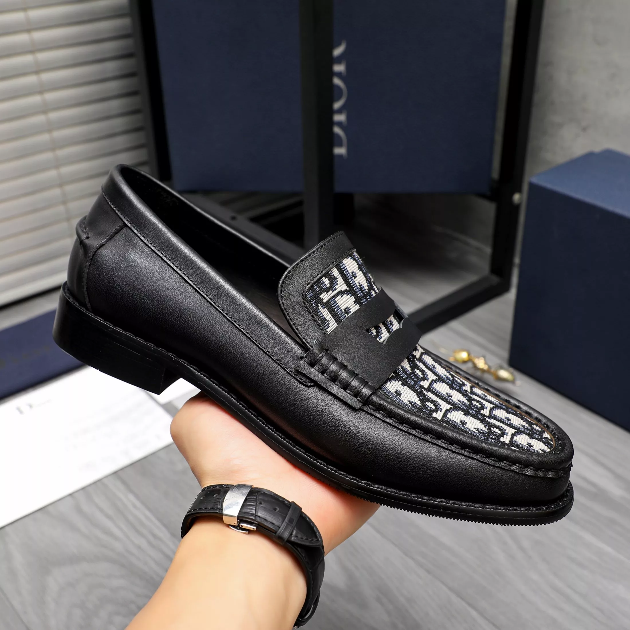 Christian Dior Leather Shoes For Men Vibrant 231