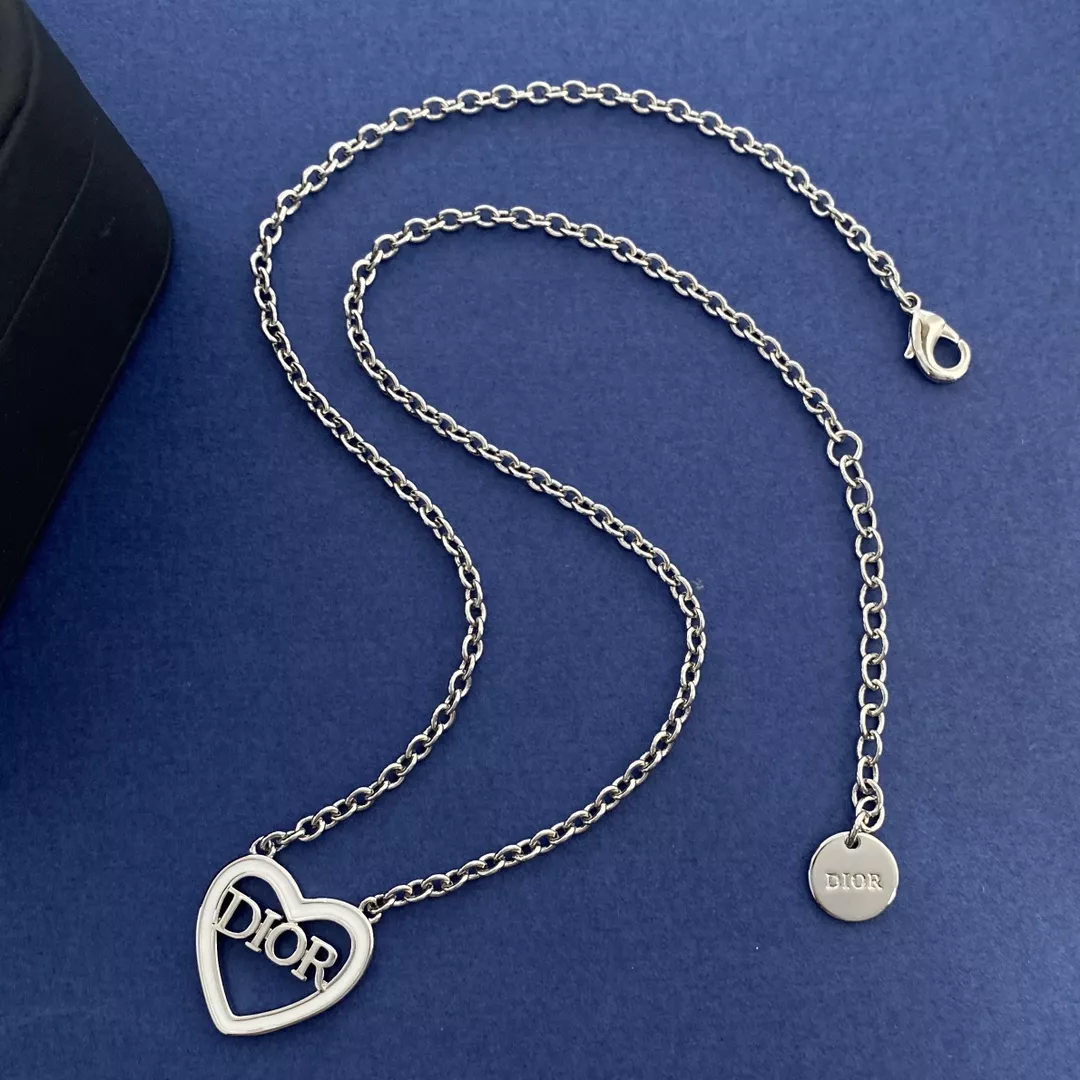 Christian Dior Necklaces Reliable 2831