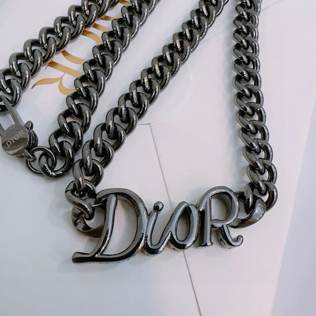 Christian Dior Necklaces Sleek 3409