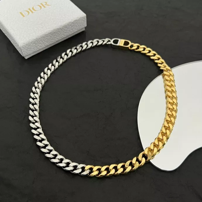 Christian Dior Necklaces Stylish 3111