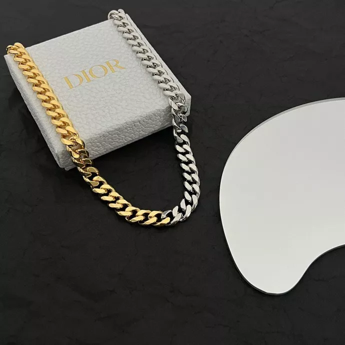 Christian Dior Necklaces Stylish 3111